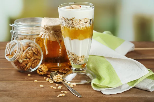 Tasty dessert with oat flakes — Stock Photo, Image