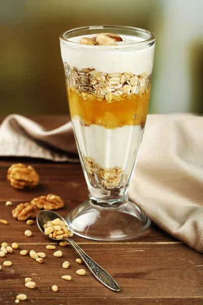 Sabroso postre con copos de avena — Foto de Stock