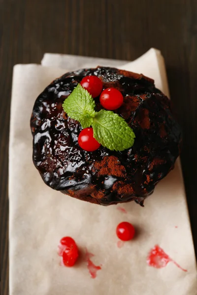 Yummy chocolate cupcake — Stock Photo, Image