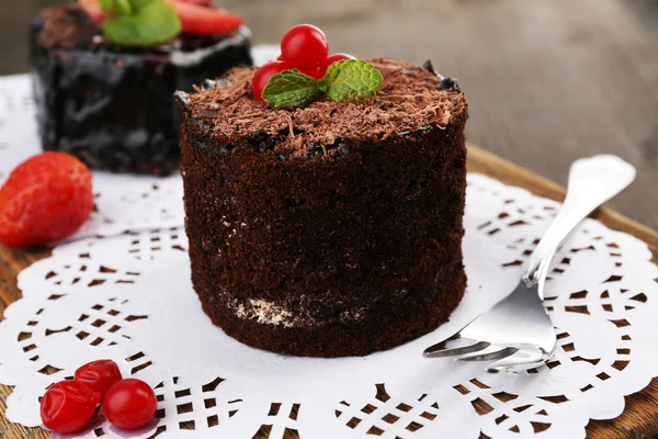 Yummy chocolate cupcake — Stock Photo, Image