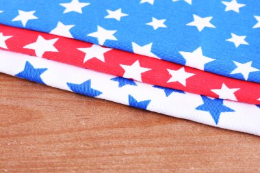 Renkli peçete ahşap tablo