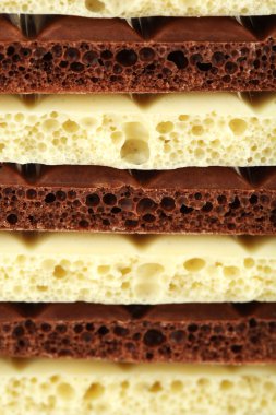 Lezzetli gözenekli çikolata
