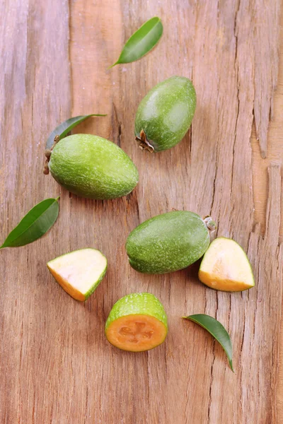 Feijoa em close-up de mesa — Fotografia de Stock