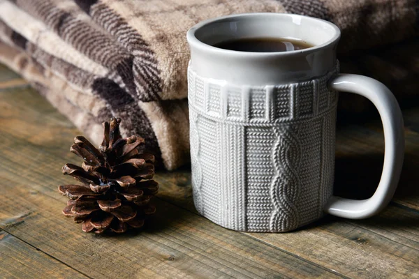 Tasse Tee auf dem Tisch — Stockfoto