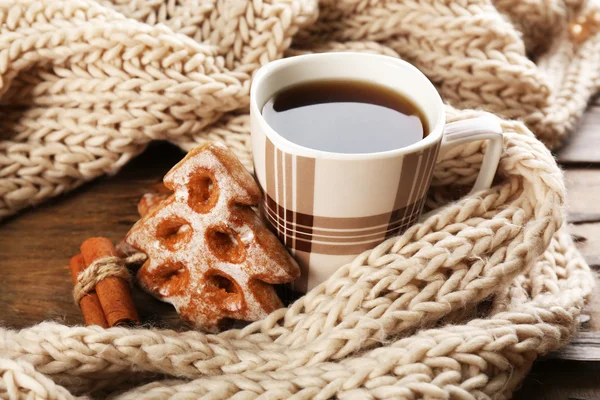Taza de té con galletas —  Fotos de Stock