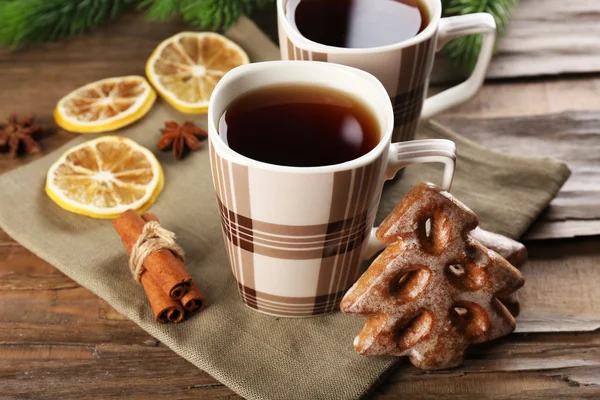 Taza de té con galletas — Foto de Stock