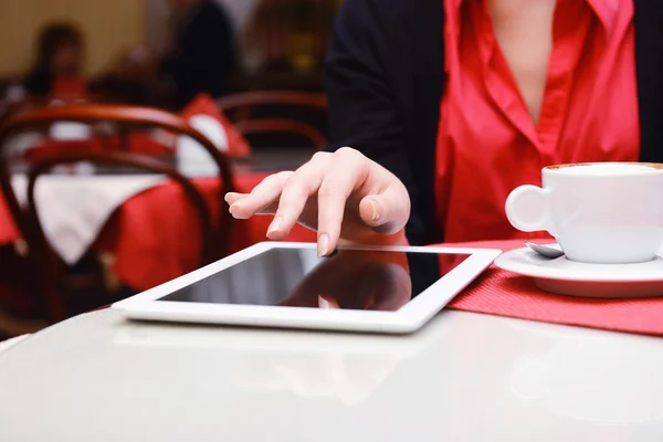 Woman with tablet computer — Stock Photo, Image