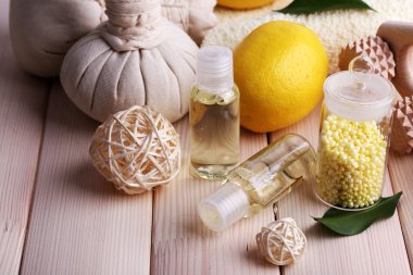 Spa natürmort ahşap plakalar üzerinde