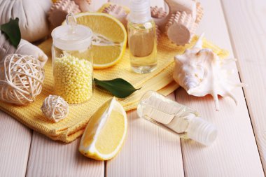 Spa natürmort ahşap plakalar üzerinde