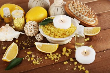 Spa natürmort ahşap plakalar üzerinde