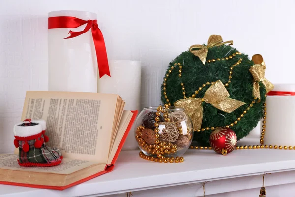 Christmas decorations with candles — Stock Photo, Image