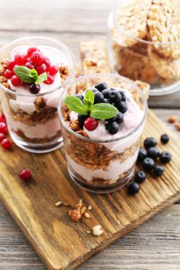 Sağlıklı katmanlı tatlı