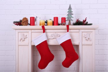 şömine Noel çorap