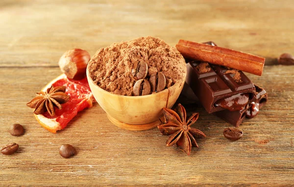 Bowl of cocoa with spices — Stock Photo, Image