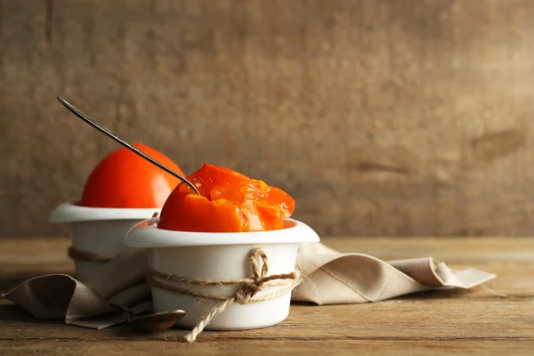 Ripe sweet persimmons — Stock Photo, Image