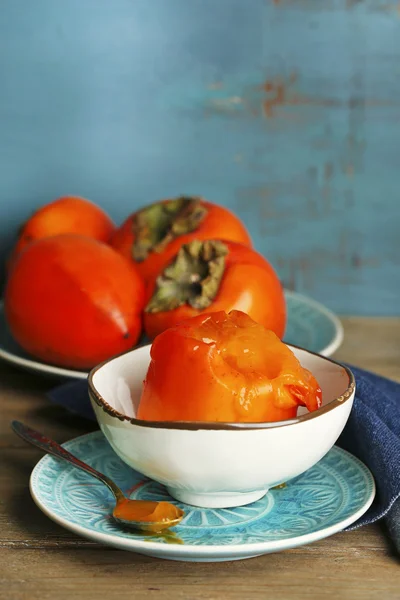 Dojrzałe słodkie persimmons — Zdjęcie stockowe