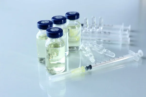 Drug Vaccine in vial — Stock Photo, Image