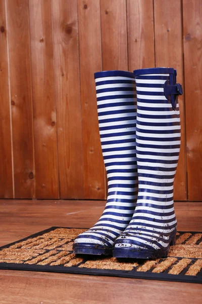 Dirty wellington boots — Stock Photo, Image