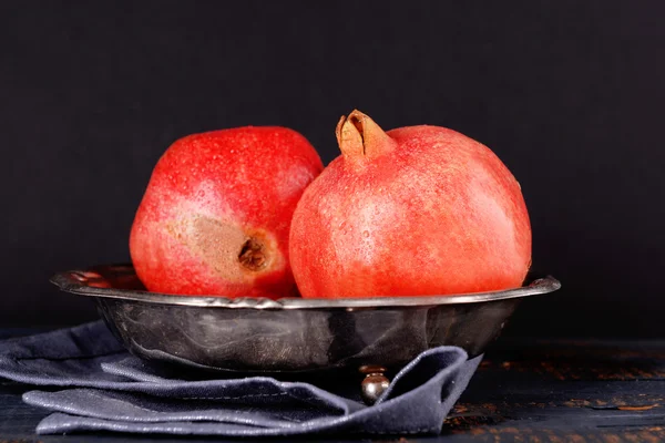 Granadas maduras jugosas — Foto de Stock