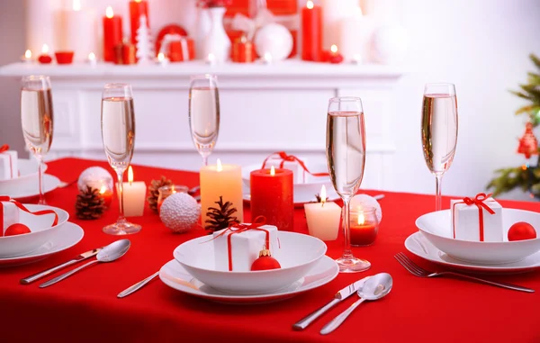 クリスマステーブルの設定 — ストック写真