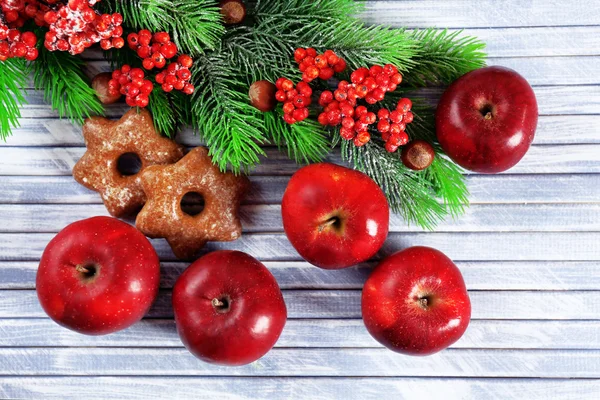 Christmas apples and homemade cookies — Stock Photo, Image