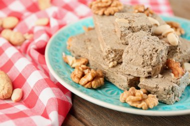 Fındık ile ayçiçeği helva