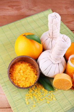 Spa natürmort sıkıştır topları ile