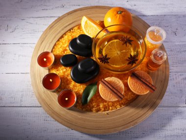 Spa natürmort mum ışığı ile