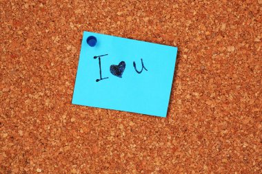 Aşk Bildirgesi ile kağıt levha