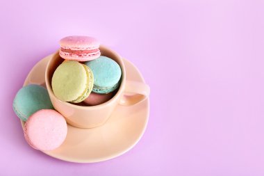 Yumuşak renkli macaroons