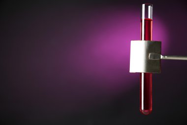 Laboratuvar cam tüp