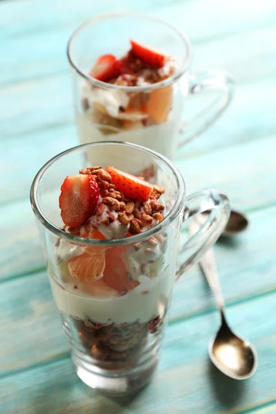 Healthy layered dessert — Stock Photo, Image