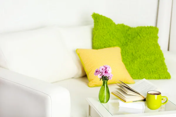 Apartment interior in white color — Stock Photo, Image