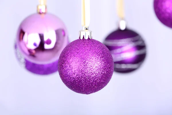 Brinquedos de Natal roxo — Fotografia de Stock