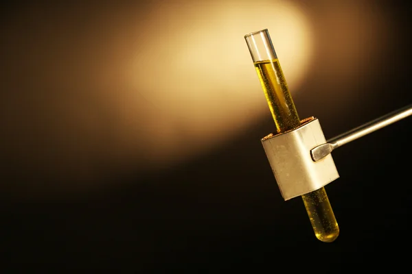 Laboratório tubo de ensaio de vidro — Fotografia de Stock