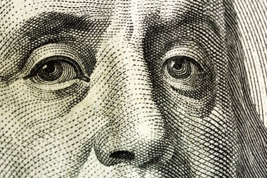 Dolar yüz yakın çekim