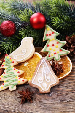 Zencefilli kurabiye ve Noel dekorasyon