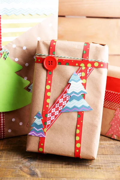Handgemaakte Kerstmis geschenken close-up — Stockfoto