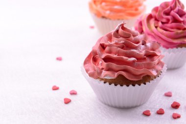 lezzetli kek üzerinde tablo yakın çekim