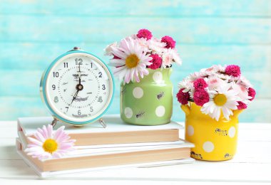 Masada güzel çiçekler