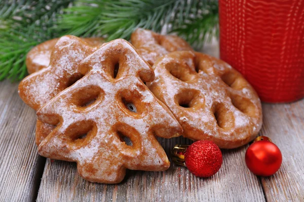 Biscotti di pan di zenzero con decorazione di Natale — Foto Stock