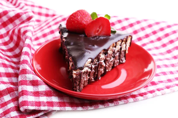 Bolo de chocolate em guardanapo, close-up — Fotografia de Stock