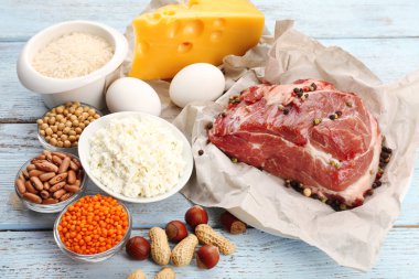 Yemek masasında, protein yüksek yakın çekim