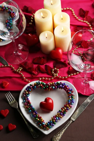 バレンタインの日のテーブルの設定 — ストック写真