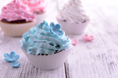 lezzetli kek üzerinde tablo yakın çekim