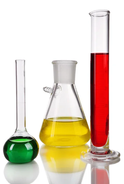 Tubo de ensaio e frascos com fluido colorido — Fotografia de Stock