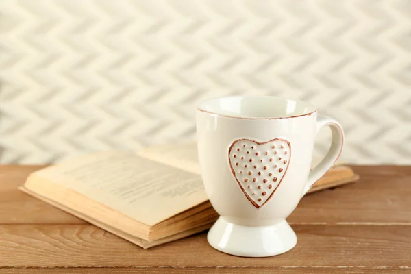 Cup of tea and book — Stock Photo, Image