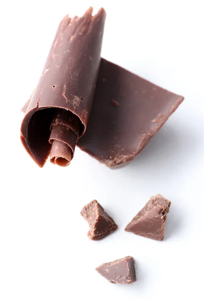 Riccioli di cioccolato isolati su bianco — Foto Stock