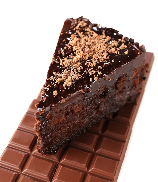 Bolo de chocolate gostoso, isolado em branco — Fotografia de Stock