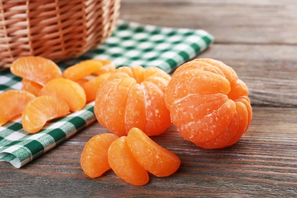 Tangerines on wooden table — Stock Photo, Image